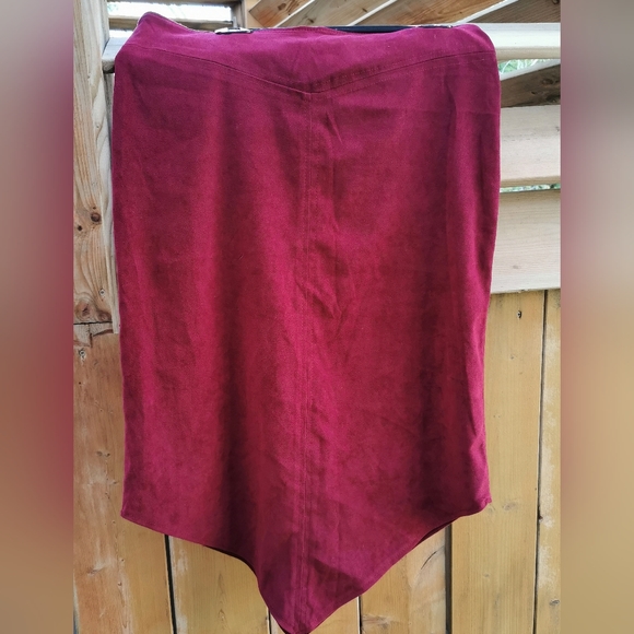 Y2K, all the way! Chevron hem midi skirt - Picture 4 of 9